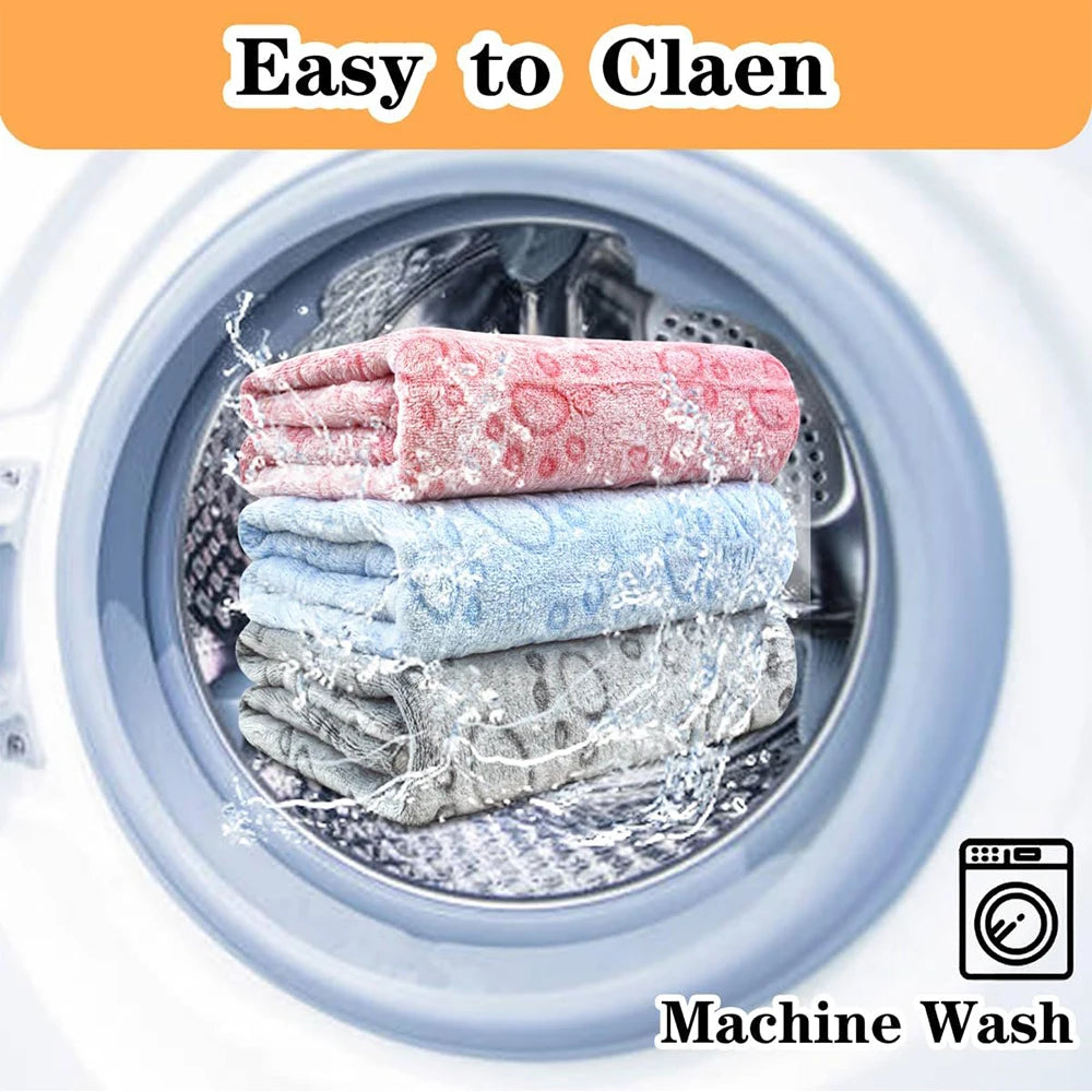 Ultra-Soft Paw Print Pet Blanket — Cozy & Machine Washable