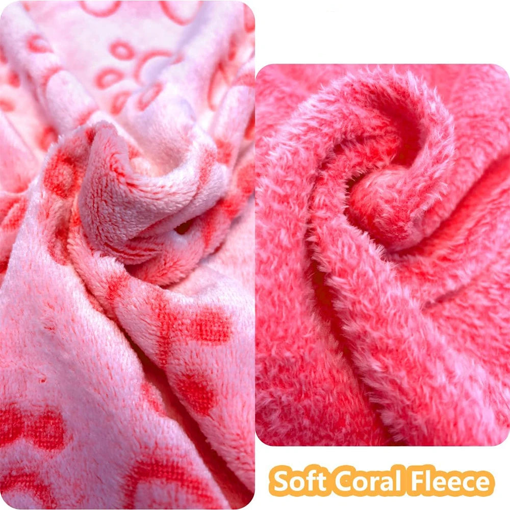 Ultra-Soft Paw Print Pet Blanket — Cozy & Machine Washable