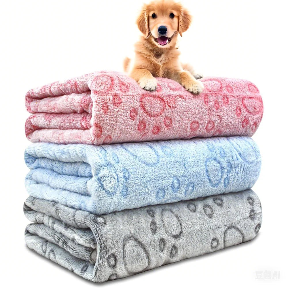 Ultra-Soft Paw Print Pet Blanket — Cozy & Machine Washable